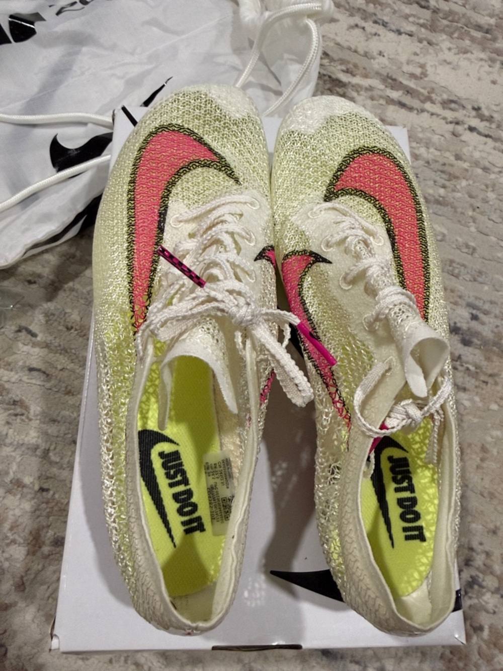 Nike track Shoes - Neon Yellow with Pink Swoosh - Picture 3 of 8